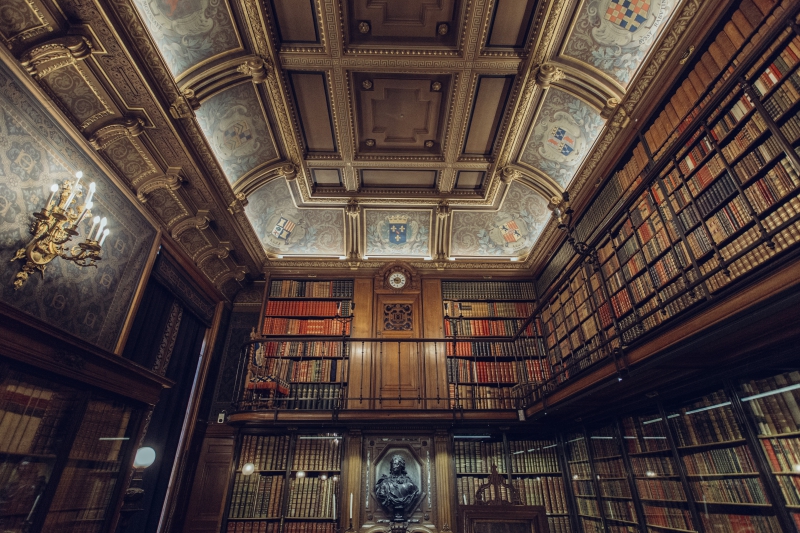 bibliotheque-SPERACEDES-min_library-863148